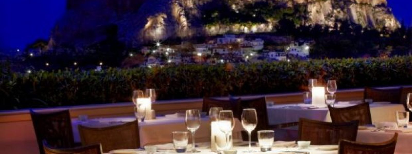 Airbnb: Μεγάλη ζήτηση στην Αθήνα για τα Χριστούγεννα – Στο top 5 της Ευρώπης [γραφήματα]