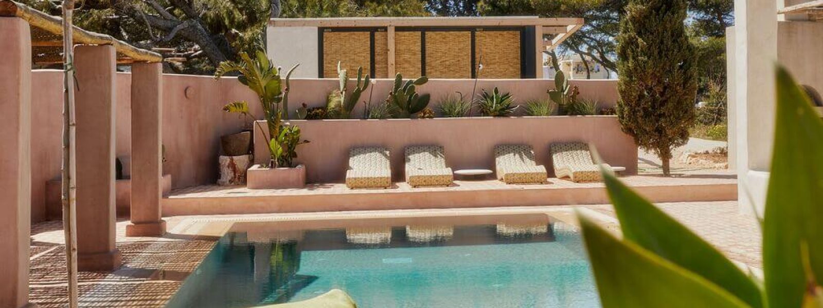 Aria Hotels: Εξωτική πολυτέλεια με τη βίλα Casa Miel στην Πάρο