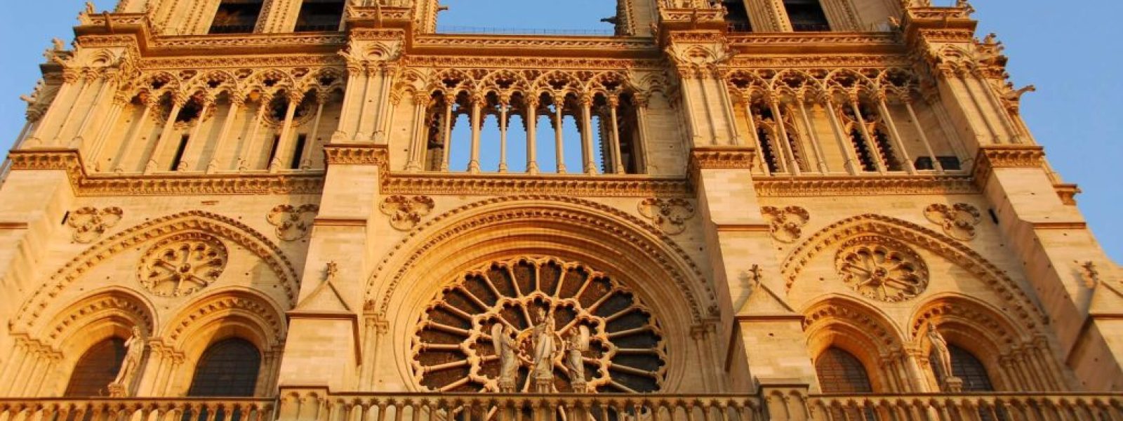 Αύριο ανοίγει τις πόρτες της η Παναγία των Παρισίων