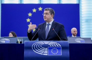 nea-stratigiki-gia-ton-evropaiko