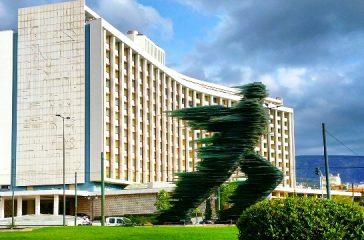 nikiastike-ktirio-me-minieo-misthoma