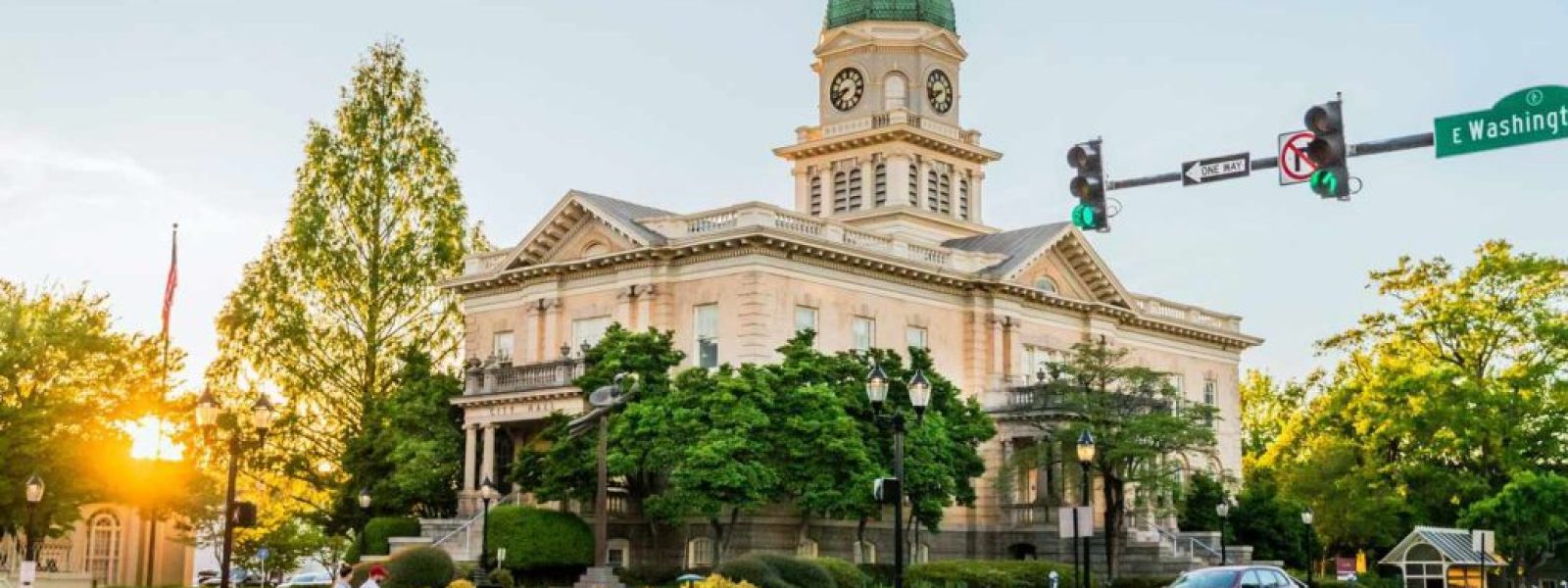 Booking.com: Ποιους προορισμούς ανακαλύπτουν τυχαία οι ταξιδιώτες