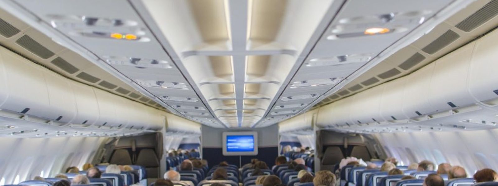 Ισλανδία: Έριξε «κανόνι» η αεροπορική εταιρεία Play – Χιλιάδες ταξιδιώτες έχουν μπλοκαριστεί στο εξωτερικό