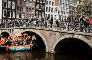 katiki-tou-Άmsterntam-minioun-ton