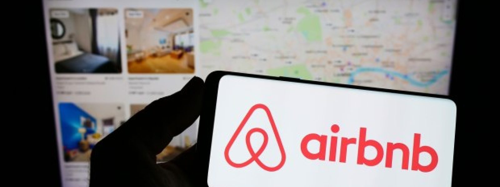 Ούρσουλα φον ντερ Λάιεν: Έρχονται παρεμβάσεις για τα Airbnb και τη στεγαστική κρίση