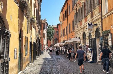 pos-ta-taxidia-epivradinoun-tin