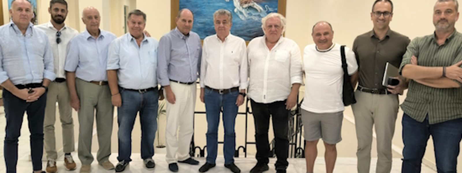 Συνάντηση Περιφερειάρχη Κρήτης με τη νέα διοίκηση του Συνδέσμου Ξενοδόχων Κρήτης