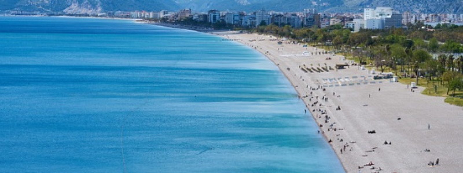 Αττάλεια: Ορατός ο στόχος – ρεκόρ των 18 εκατ. τουριστών το 2025