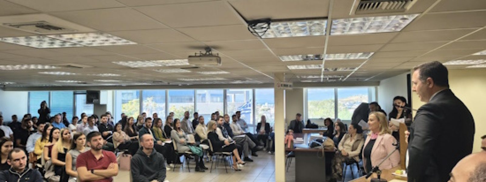 ΥΠΑ: Ορκίστηκαν 80 νέοι Ελεγκτές Εναέριας Κυκλοφορίας